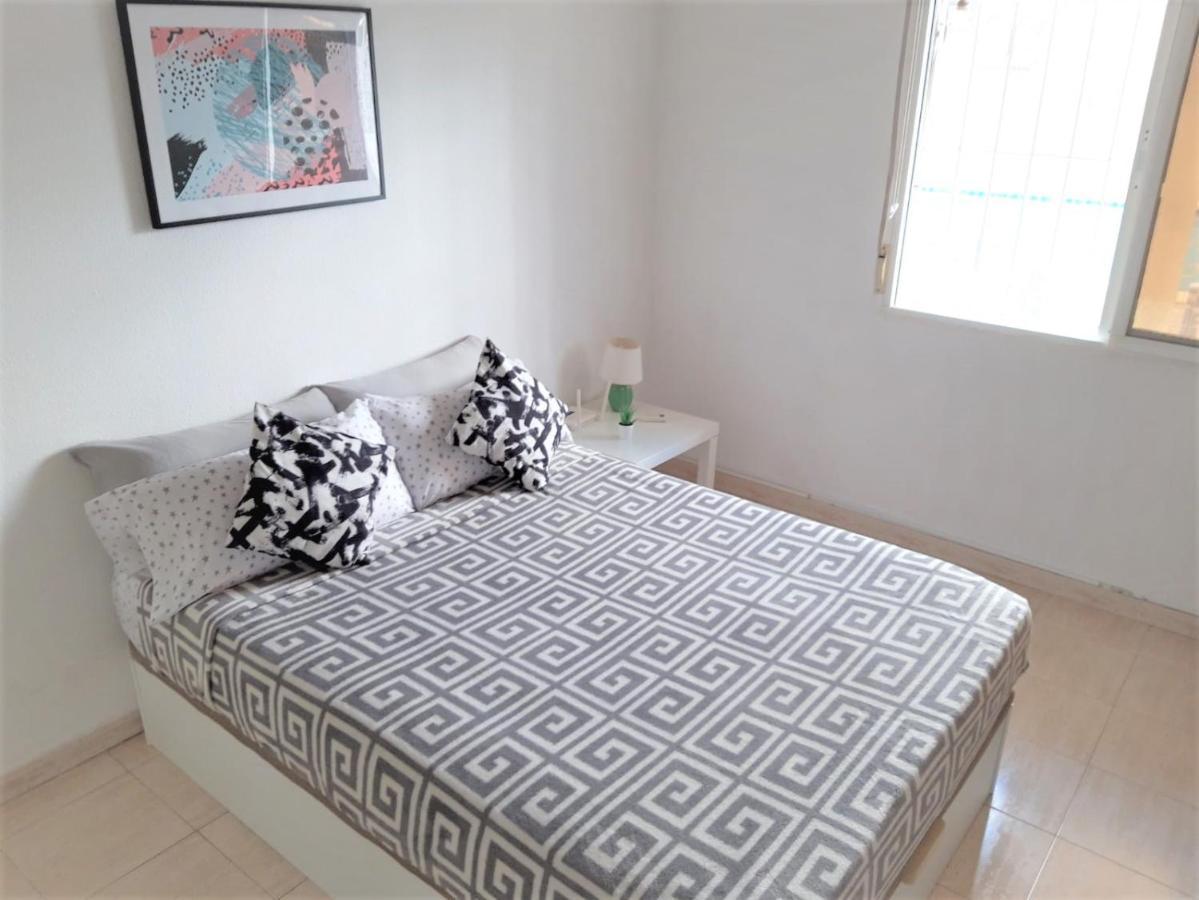 Pretty Studio With Swimming Pool Torrevieja Exteriér fotografie